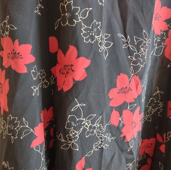 90s red and black floral maxi skirt - Picture 4 of 5